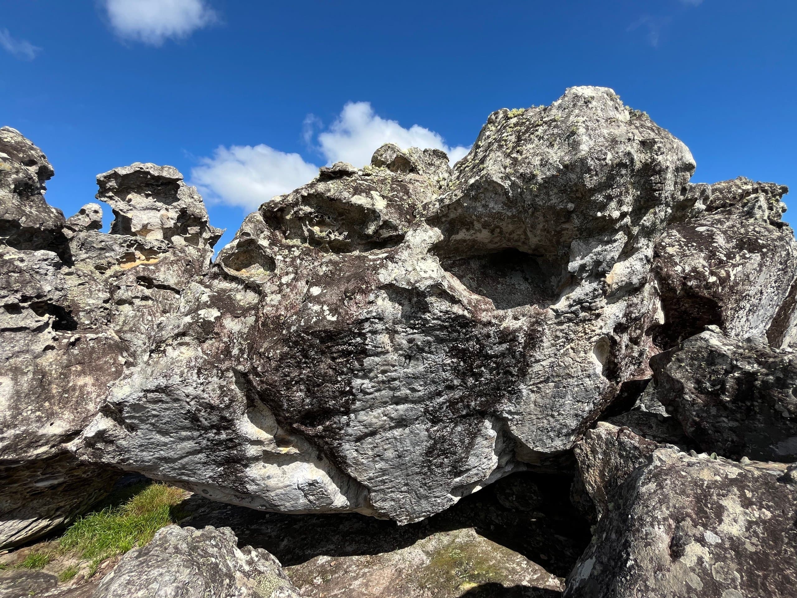 Pedra na Canela